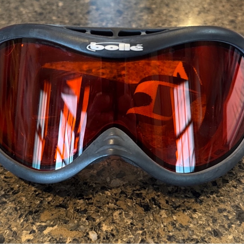 Bolle Black Frame with Red Lens Goggles - Picture 8 of 8